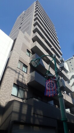 ロイヤル笹塚の物件外観写真